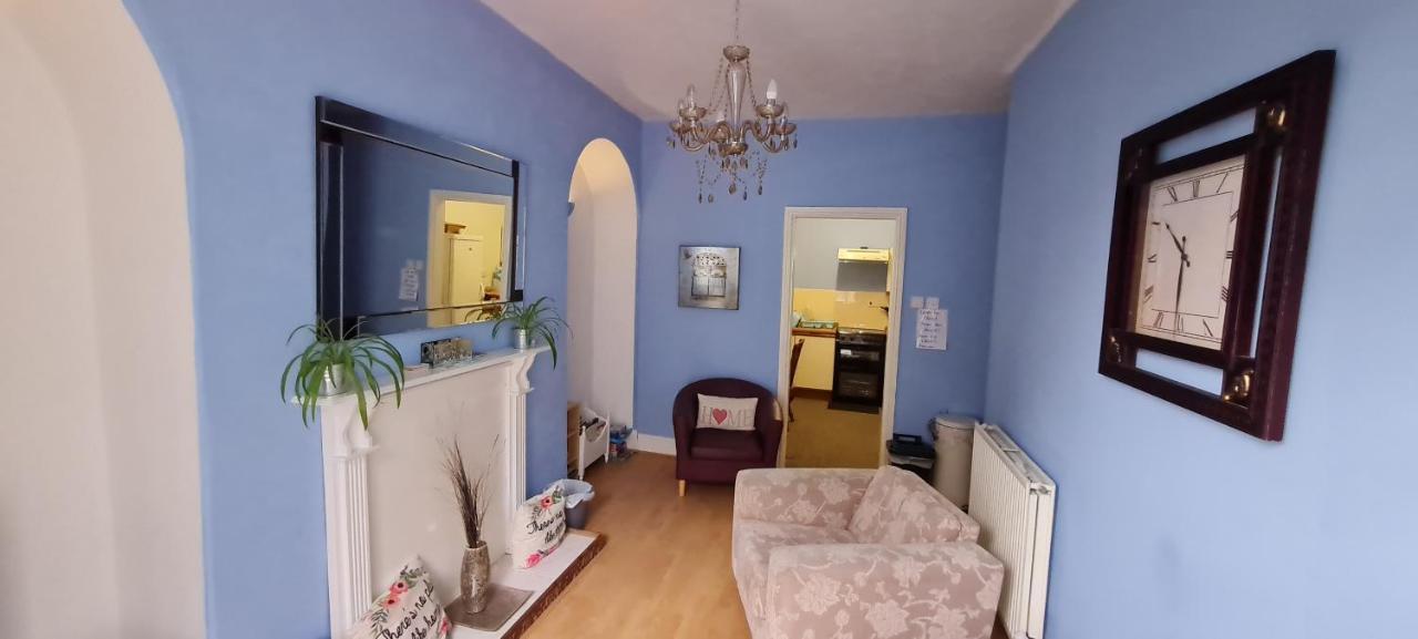 17 Bridge St, 3 Bedroom Flat Аберистуит Экстерьер фото